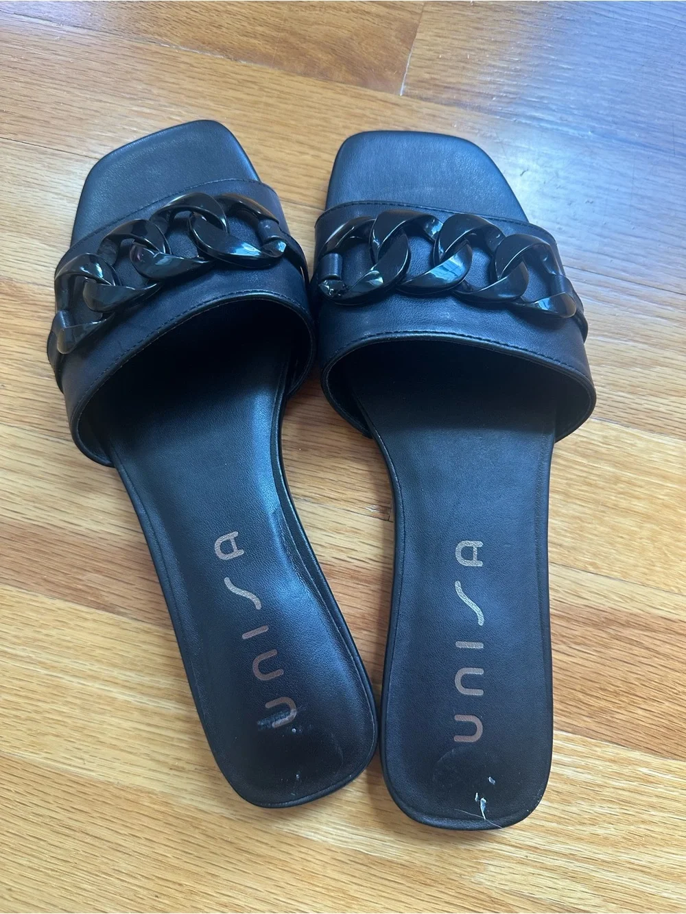 NWT Unisa Black Chain-Accent Slide Sandals